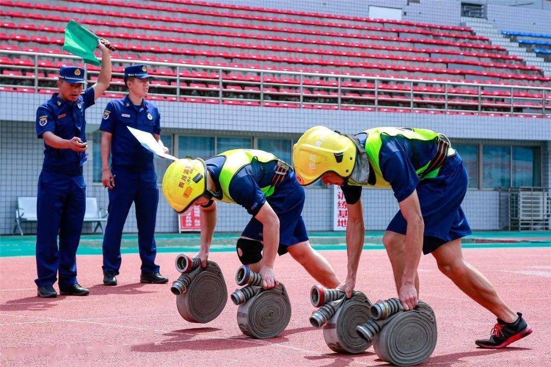 土耳其队奋勇作战，挑战各路强队